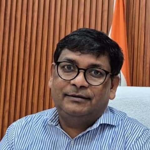 Shri Gambhir Singh, ADM Azamgarh